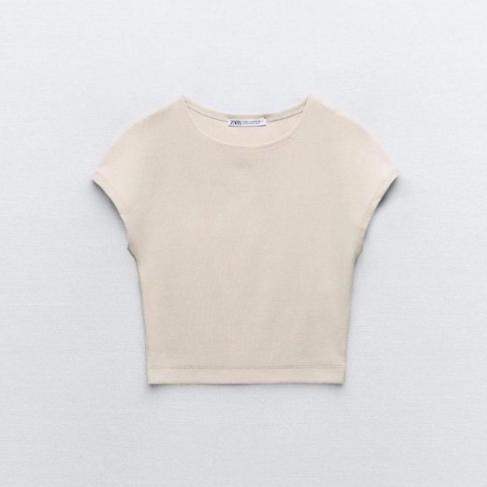 Zara Women's Cream Crop Top